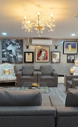 Gallery Photo